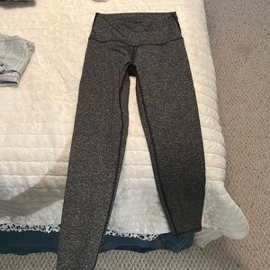 gray aerie leggings